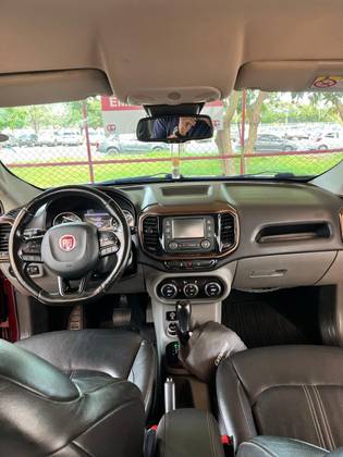 FIAT TORO 2.0 16V TURBO DIESEL VOLCANO 4WD AT9